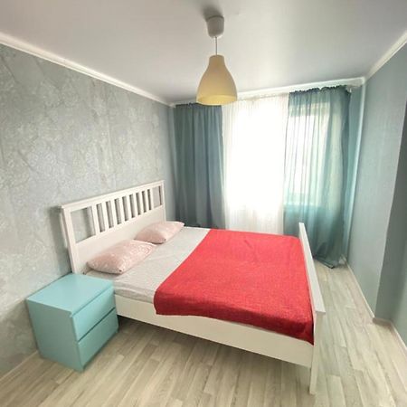 2-Х Комнатная Квартира Напротив Аквапарка Aktobe Bagian luar foto